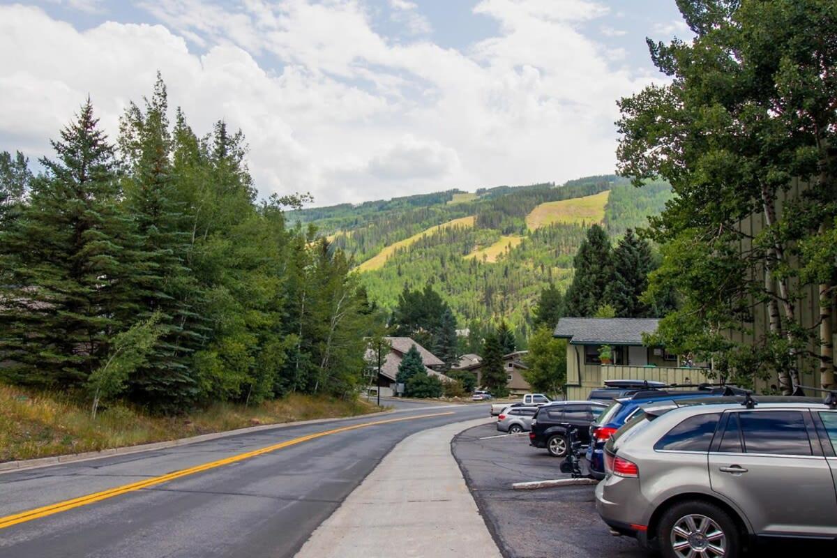Relaxing 2 Bedroom Steps From Vail Resort Екстериор снимка